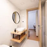 Apartment Milo Himare