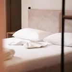 Milo Apartment