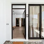 Milo Apartment