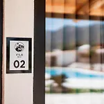 Milo Apartment Himare