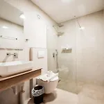 Apartment Milo *