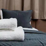 Milo Apartment *
