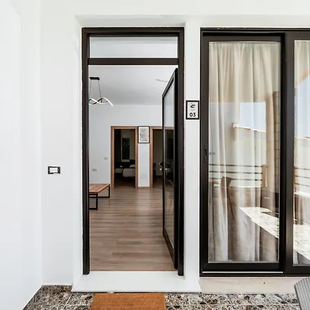 Milo Apartmán