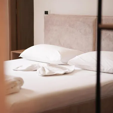 Milo Apartmán