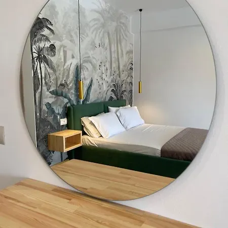 Apartament Milo Himara