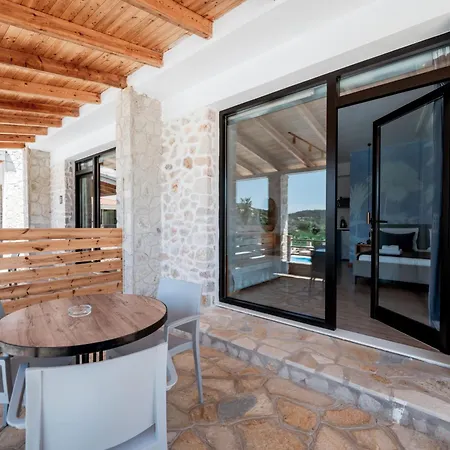 Milo Apartment