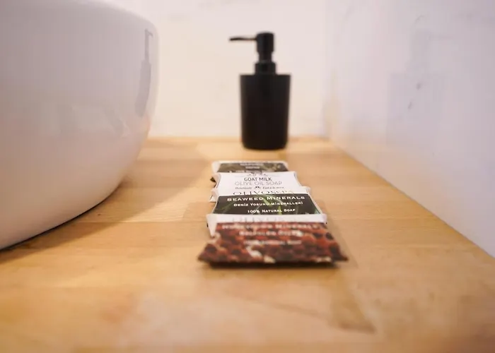 Milo Apartment